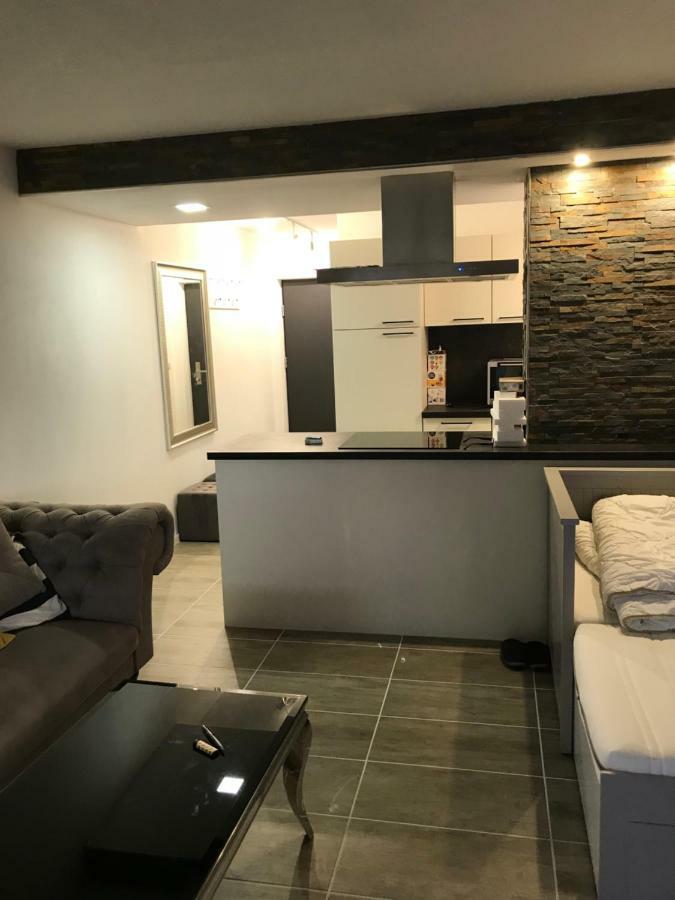Einliegerwohnung Mit Terrasse FDH المظهر الخارجي الصورة